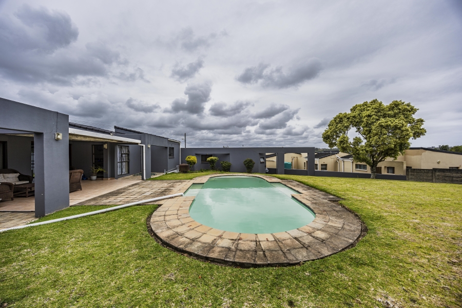 3 Bedroom Property for Sale in Beacon Bay Eastern Cape